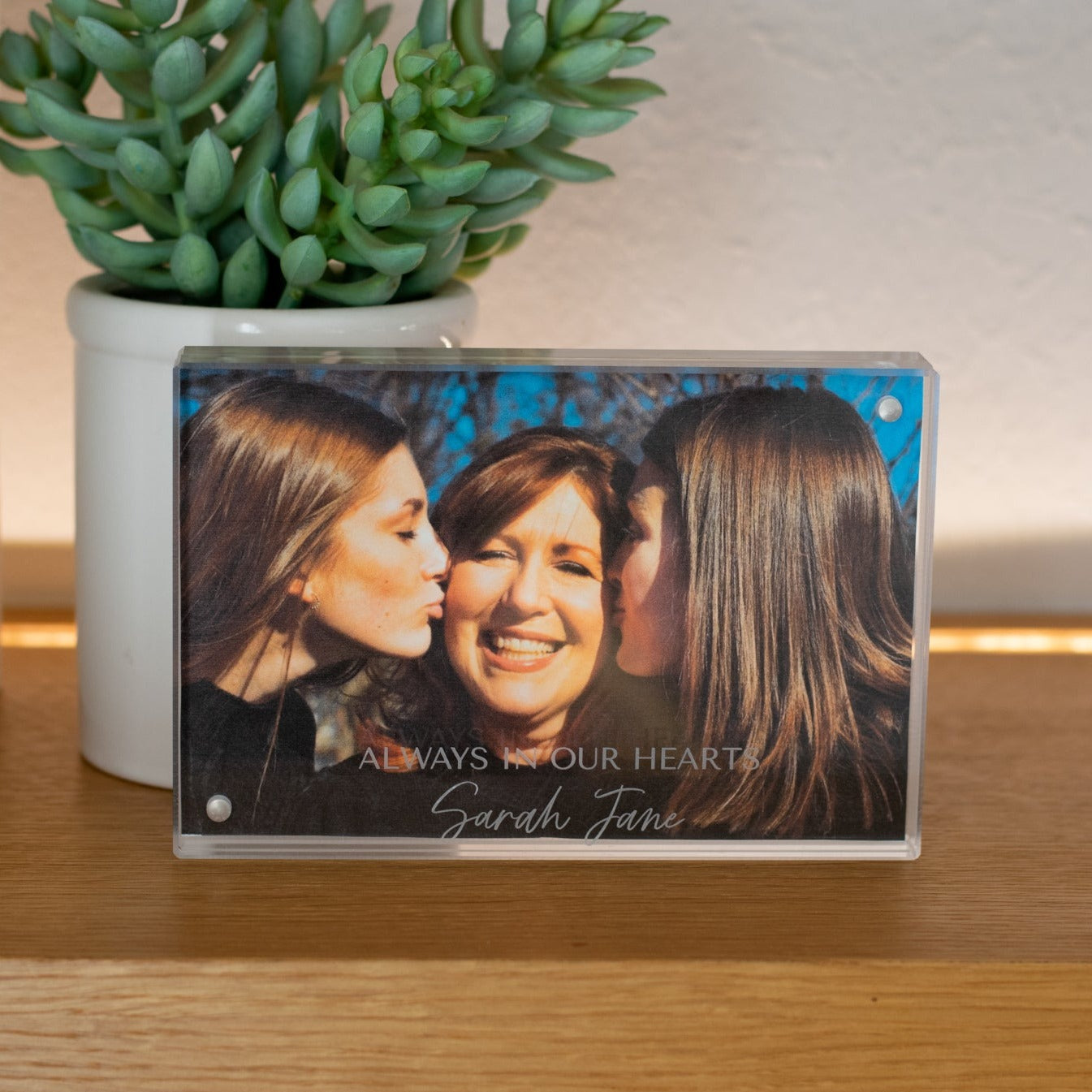Marco de fotos conmemorativo grabado personalizado